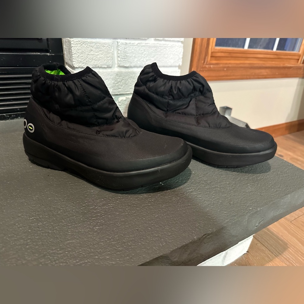 OOFOS Black Men's Boots 12